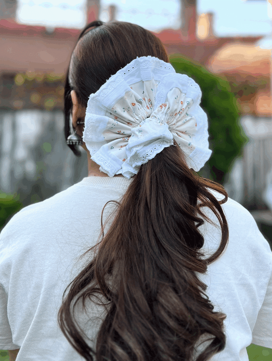 BUTTERMILK GIANT SCRUNCHIE