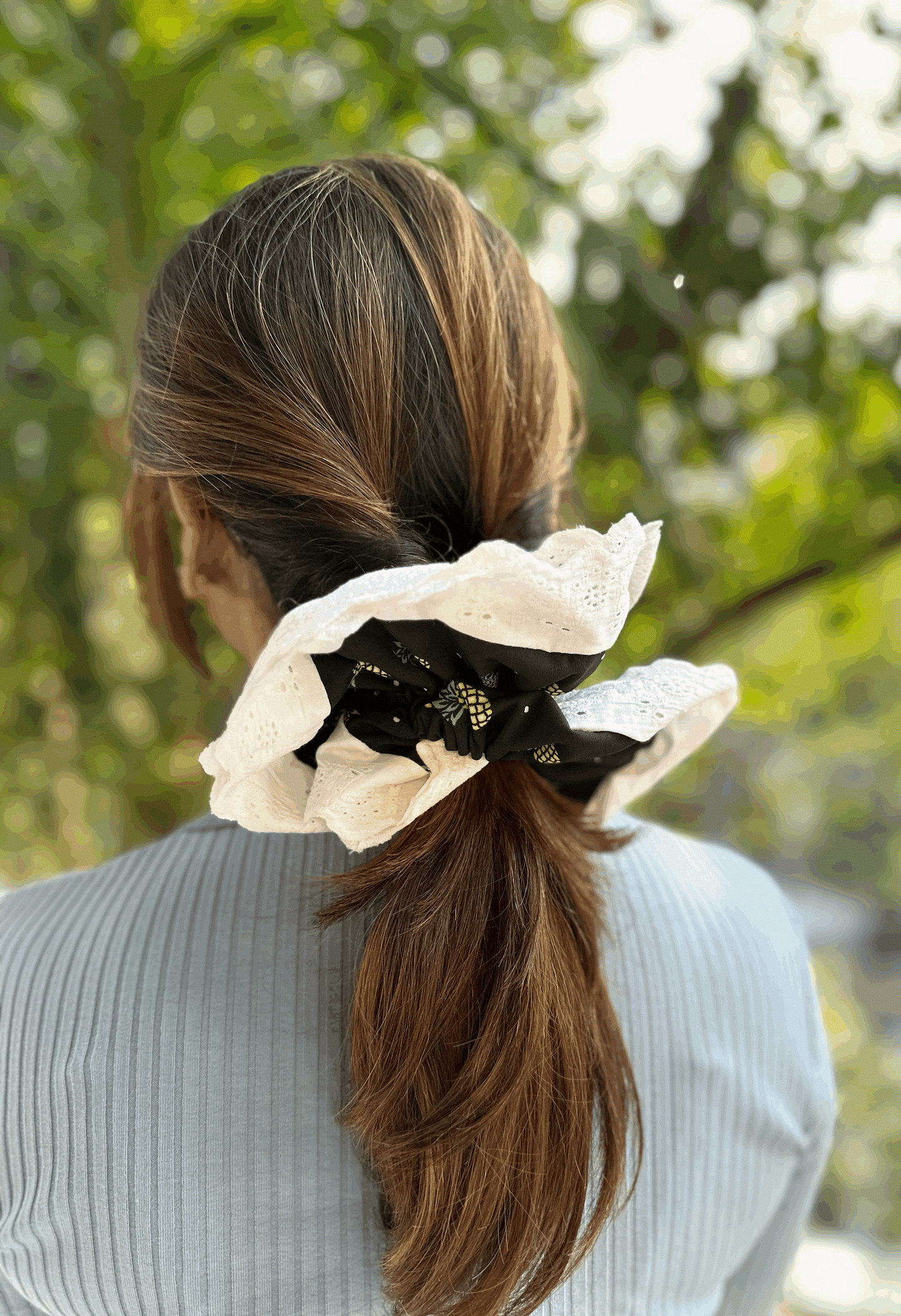 PINEAPPLE GIANT SCRUNCHIE