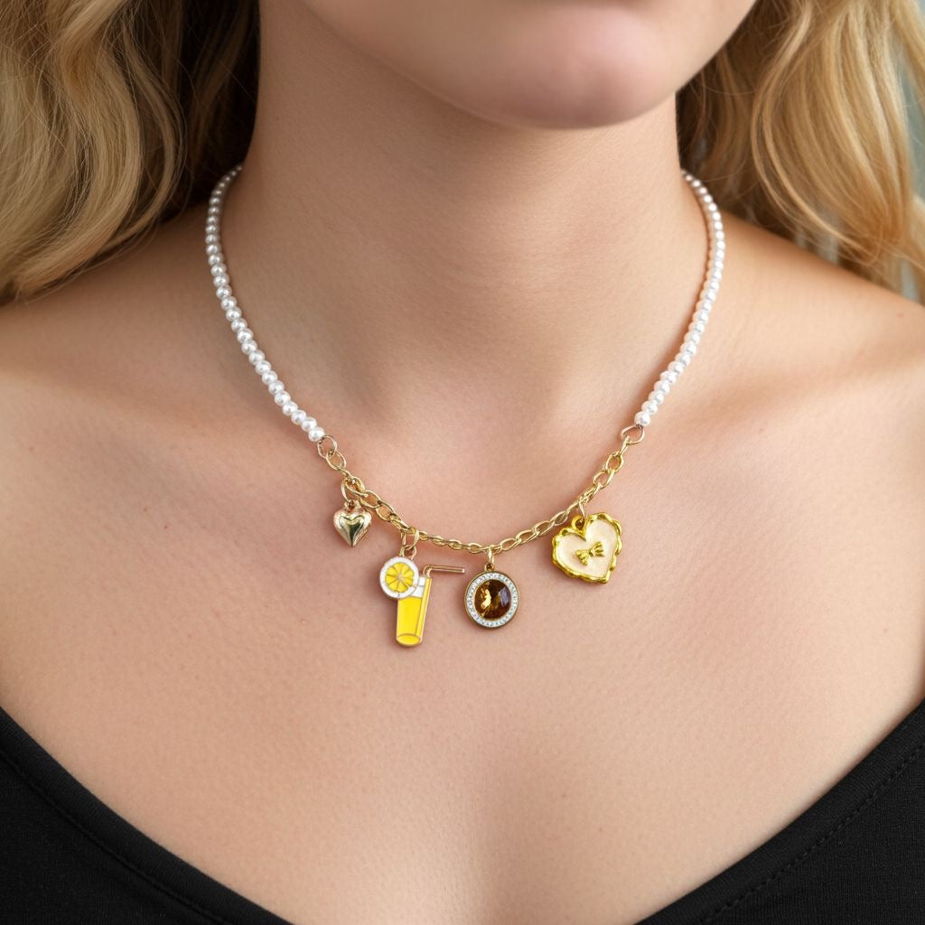 HEART CHARM NECKLACE