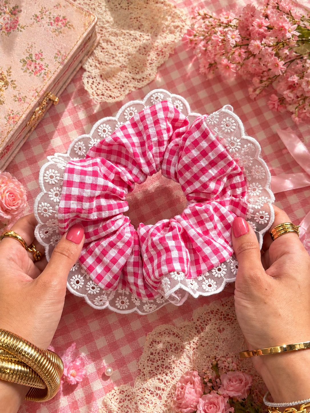 CEHRRY CRUSH GIANT SCRUNCHIE