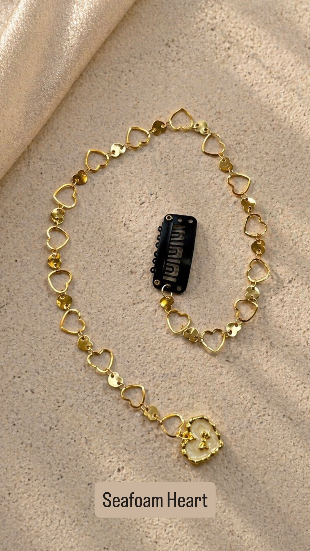 GOLD SITARA CHARM HAIR STRING