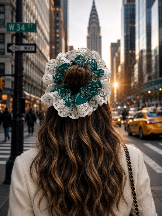 TROPICAL TIDE GIANT SCRUNCHIE