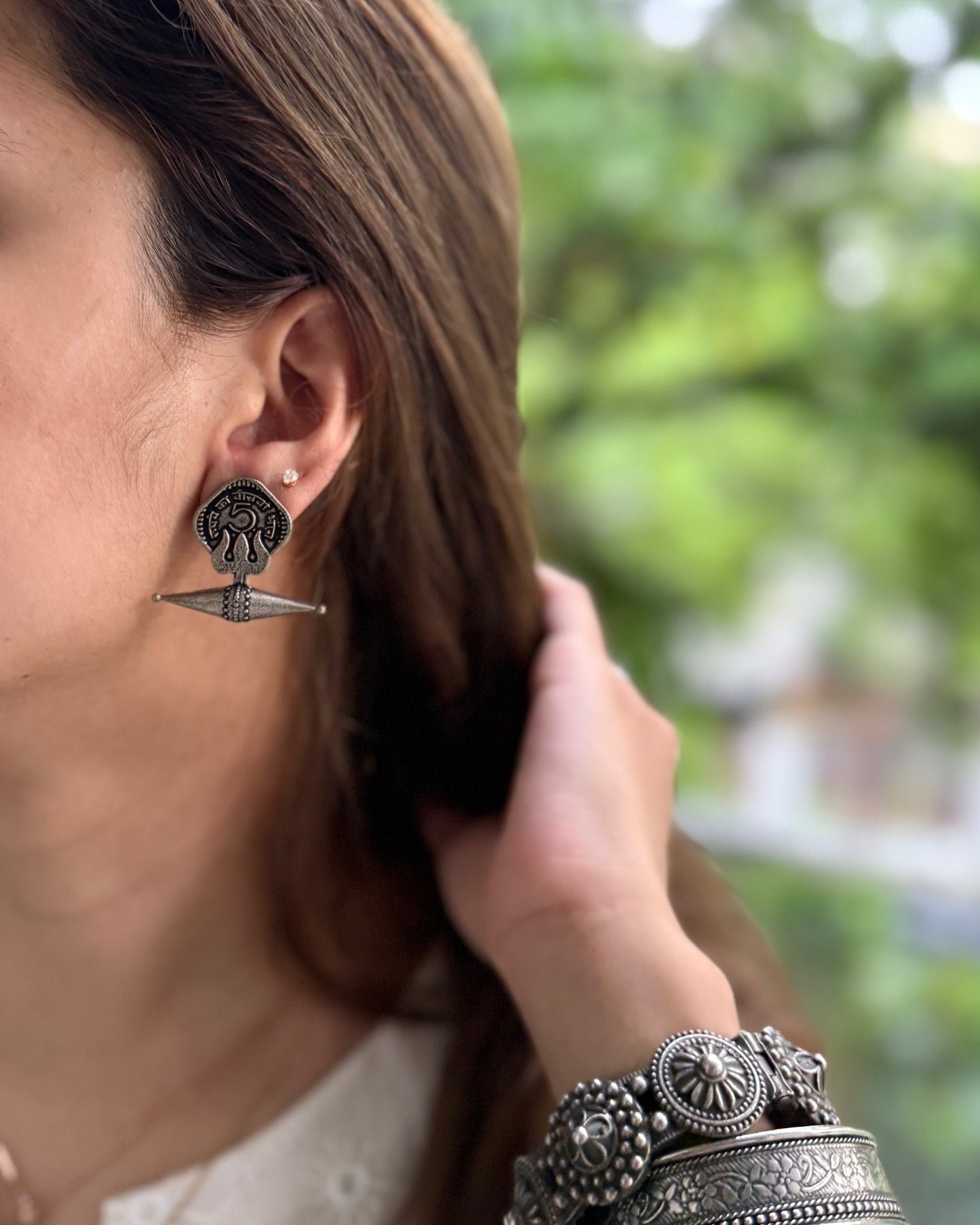 COIN SILVER OXIDIZED EARRINGS