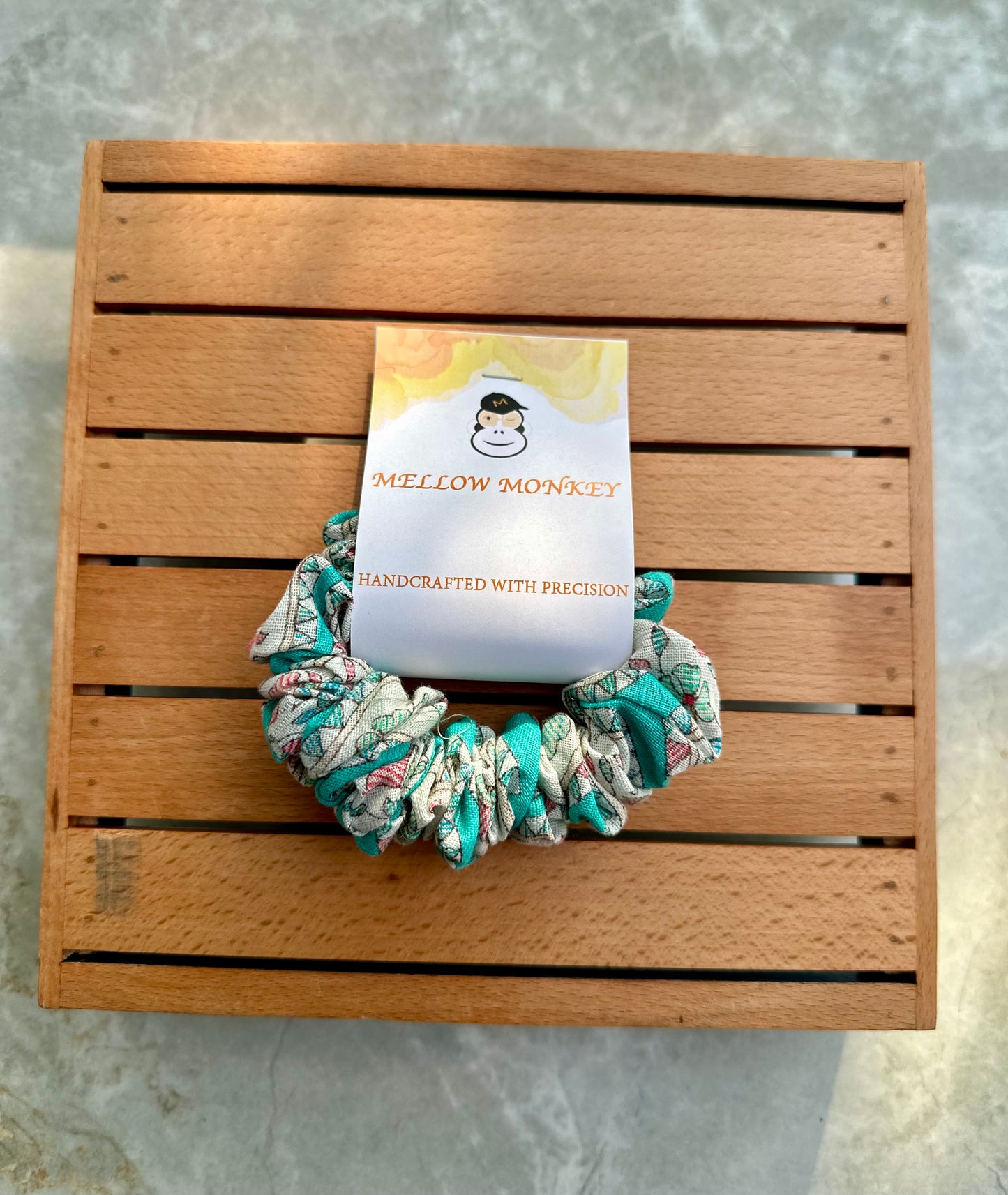 SOLID COTTON SCRUNCHIE