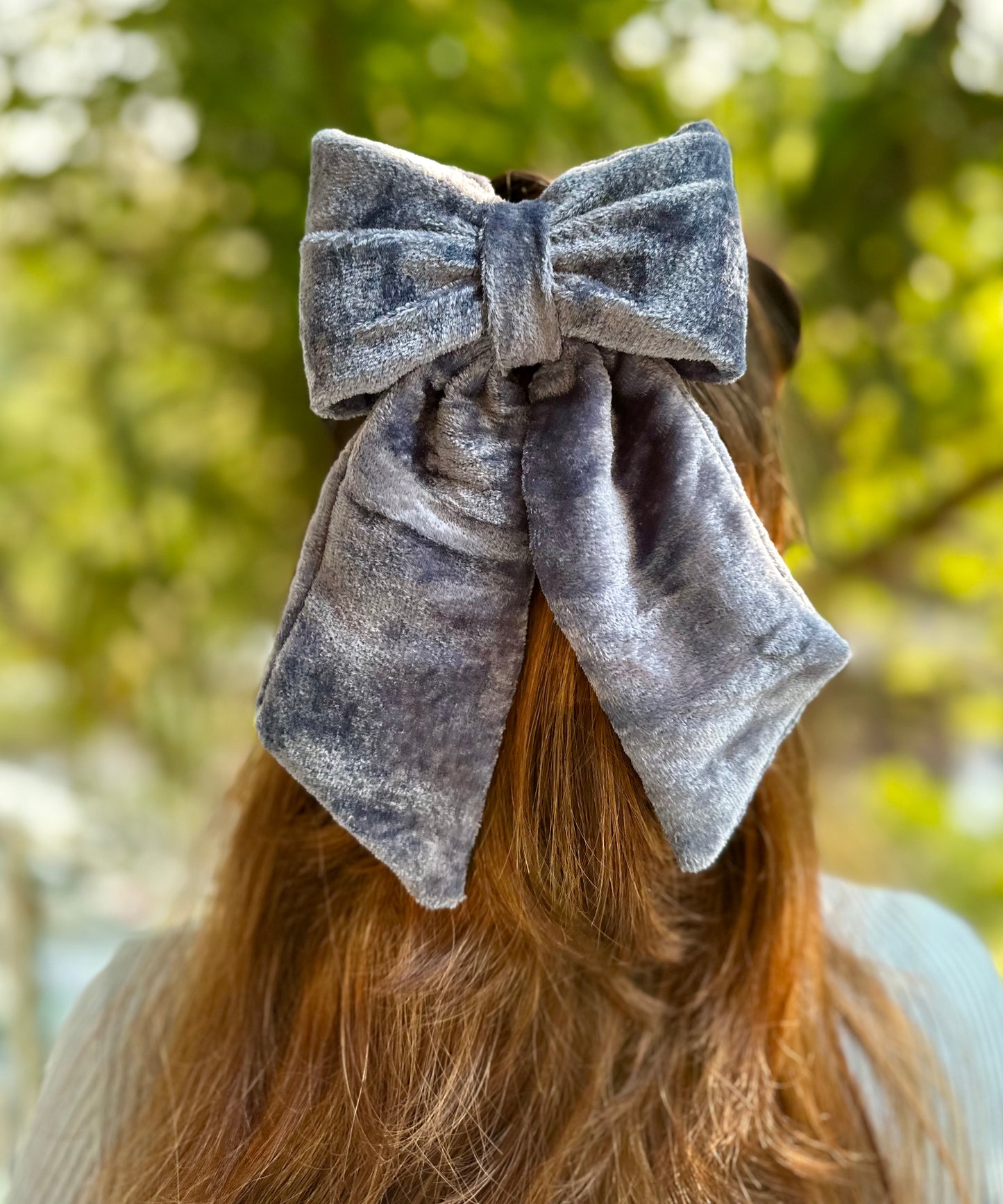 ICY PIGTAIL BOW