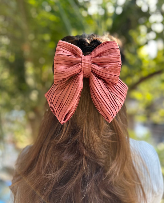 GEUM PIGTAIL BOW