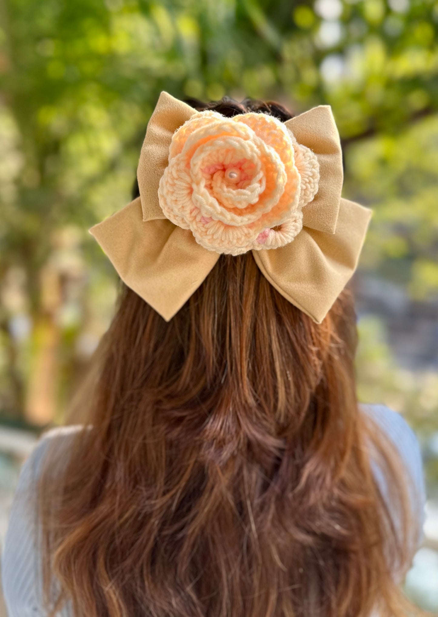 YELLOW ROSE PIGTAIL BOW