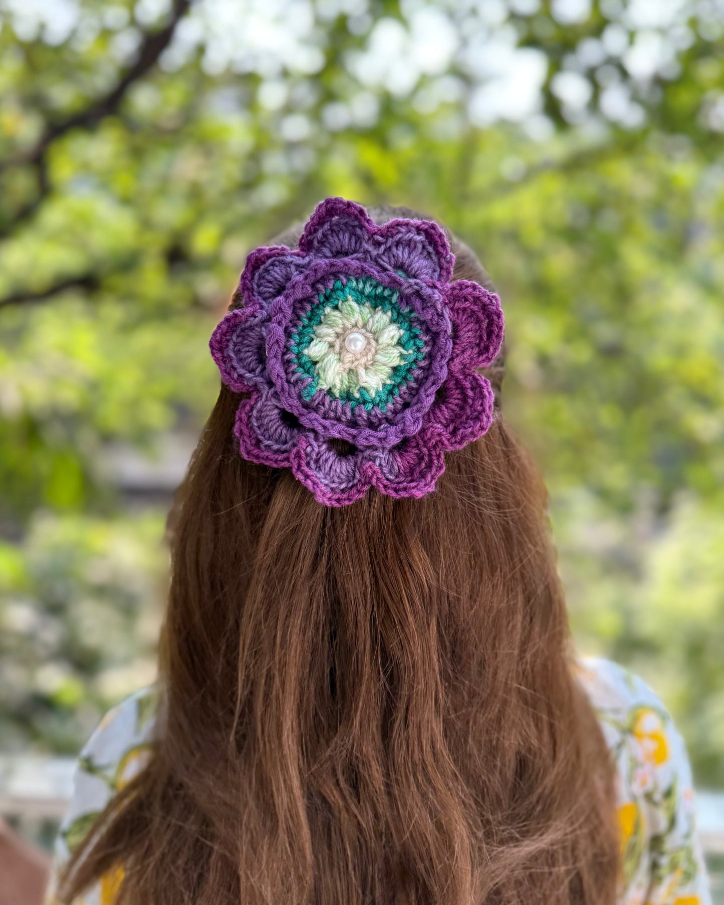 ASTER CROCHET BOW