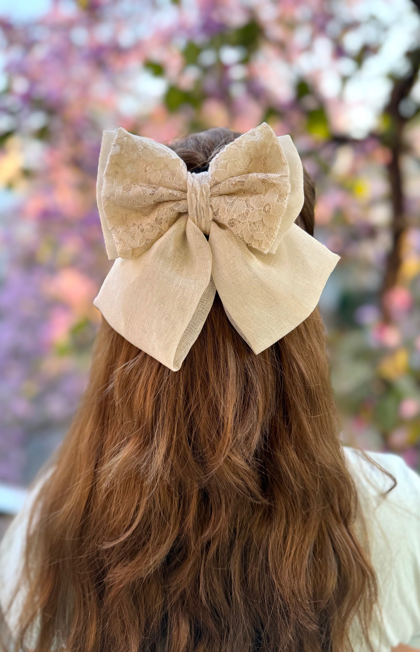 HYDRANGEA PIGTAIL BOW