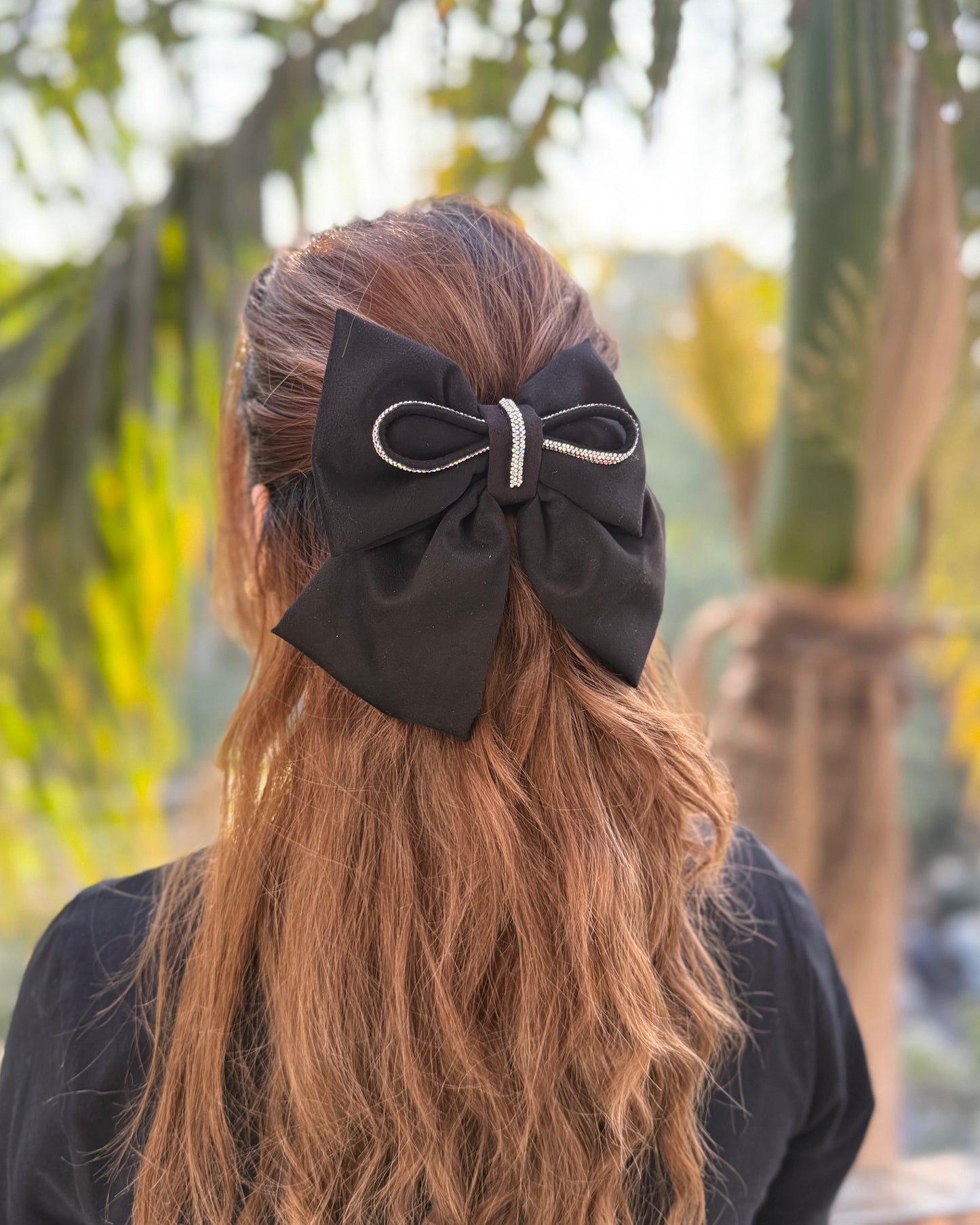 BLACK BEAUTY PIGTAIL BOW