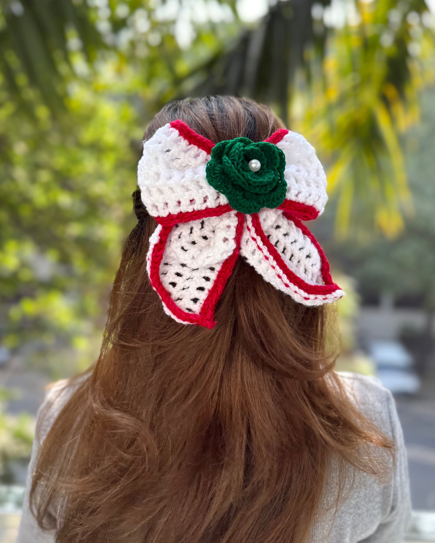 GREEN ROSE CROCHET BOW