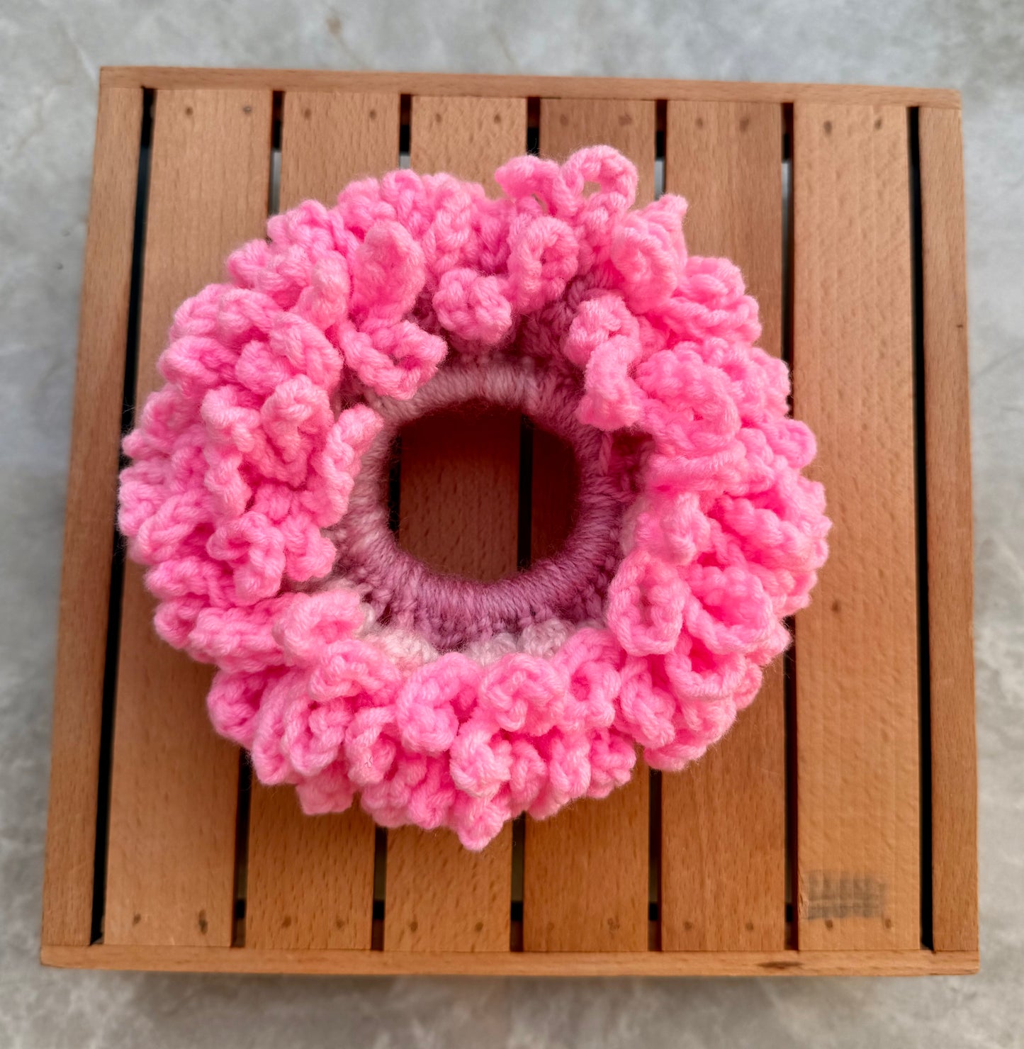 NEMESIA CROCHET SCRUNCHIE