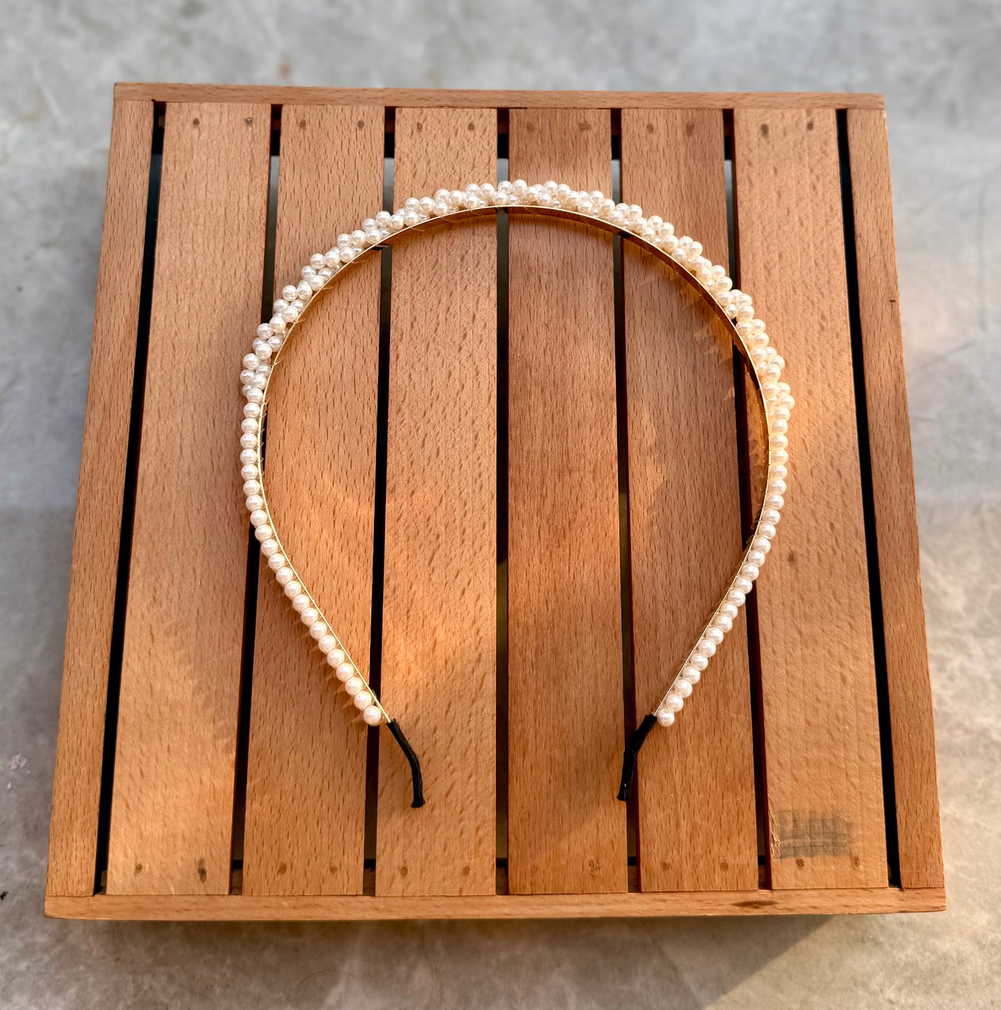 WHITE BEADED HEADBAND