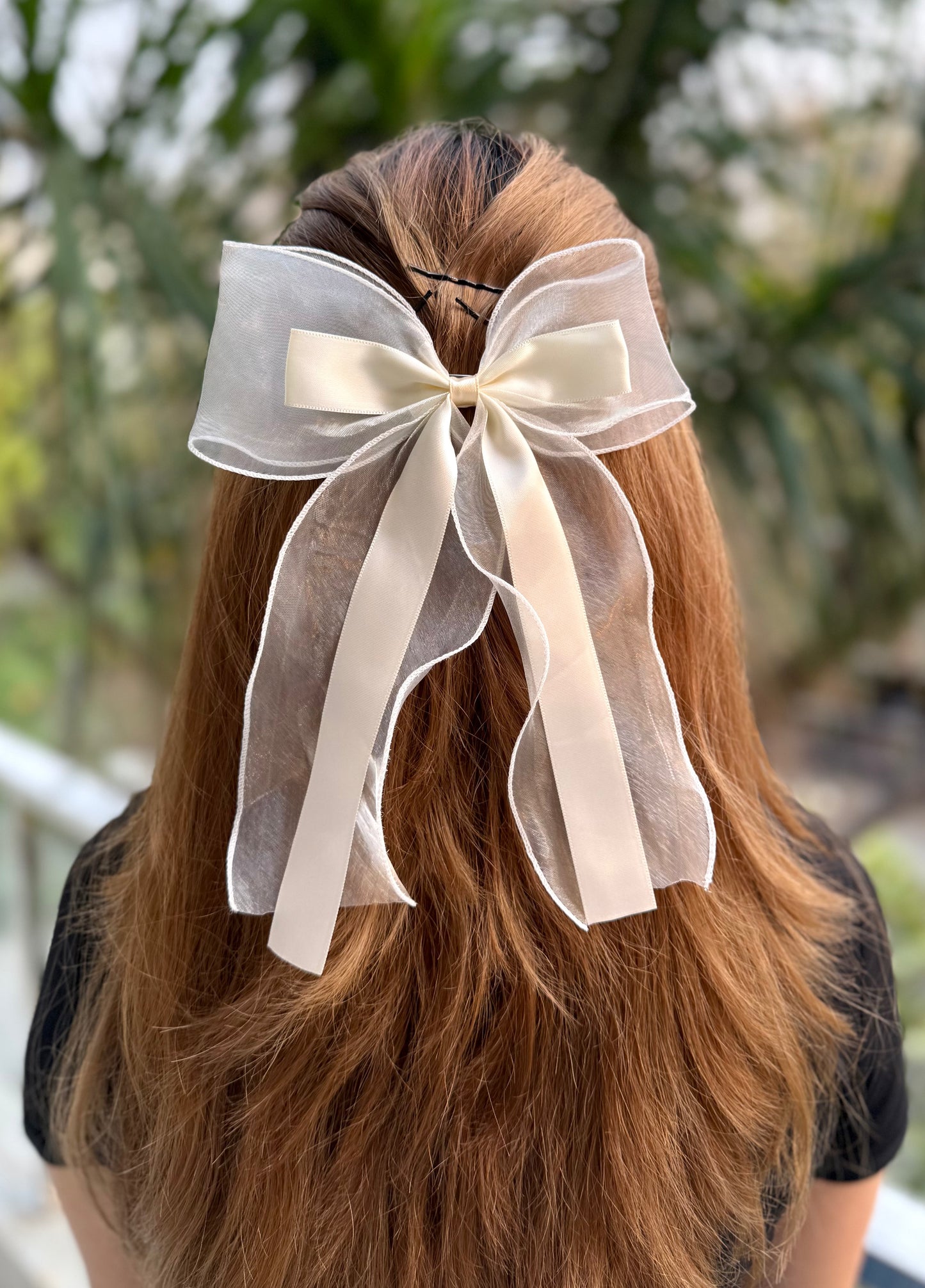 CAMELLIA PIGTAIL BOW