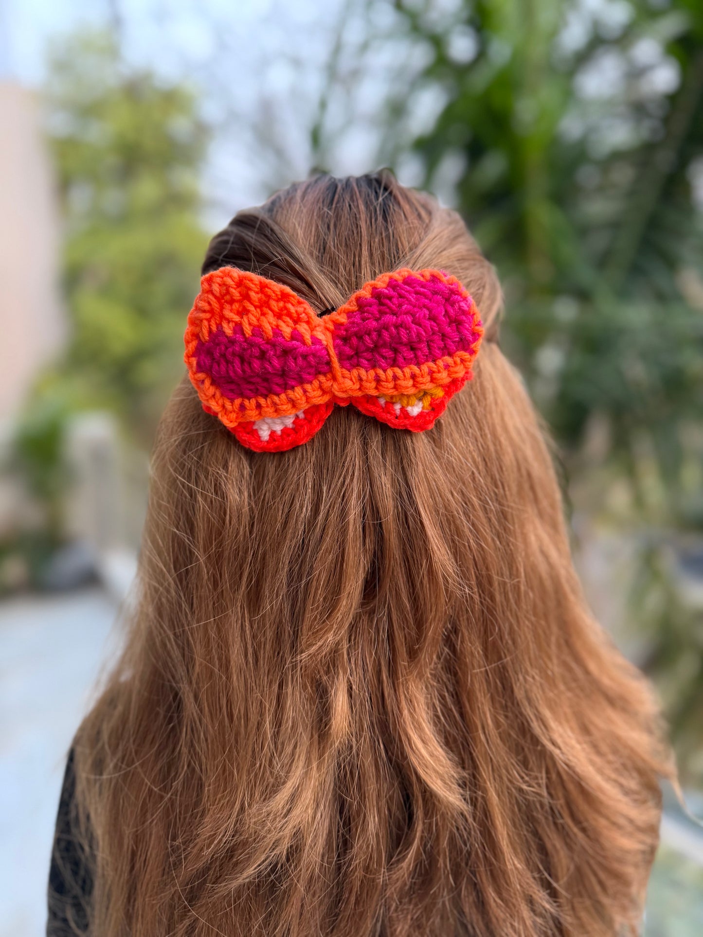 CALENDULA CROCHET BOW