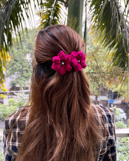 AZALEA CROCHET BOW