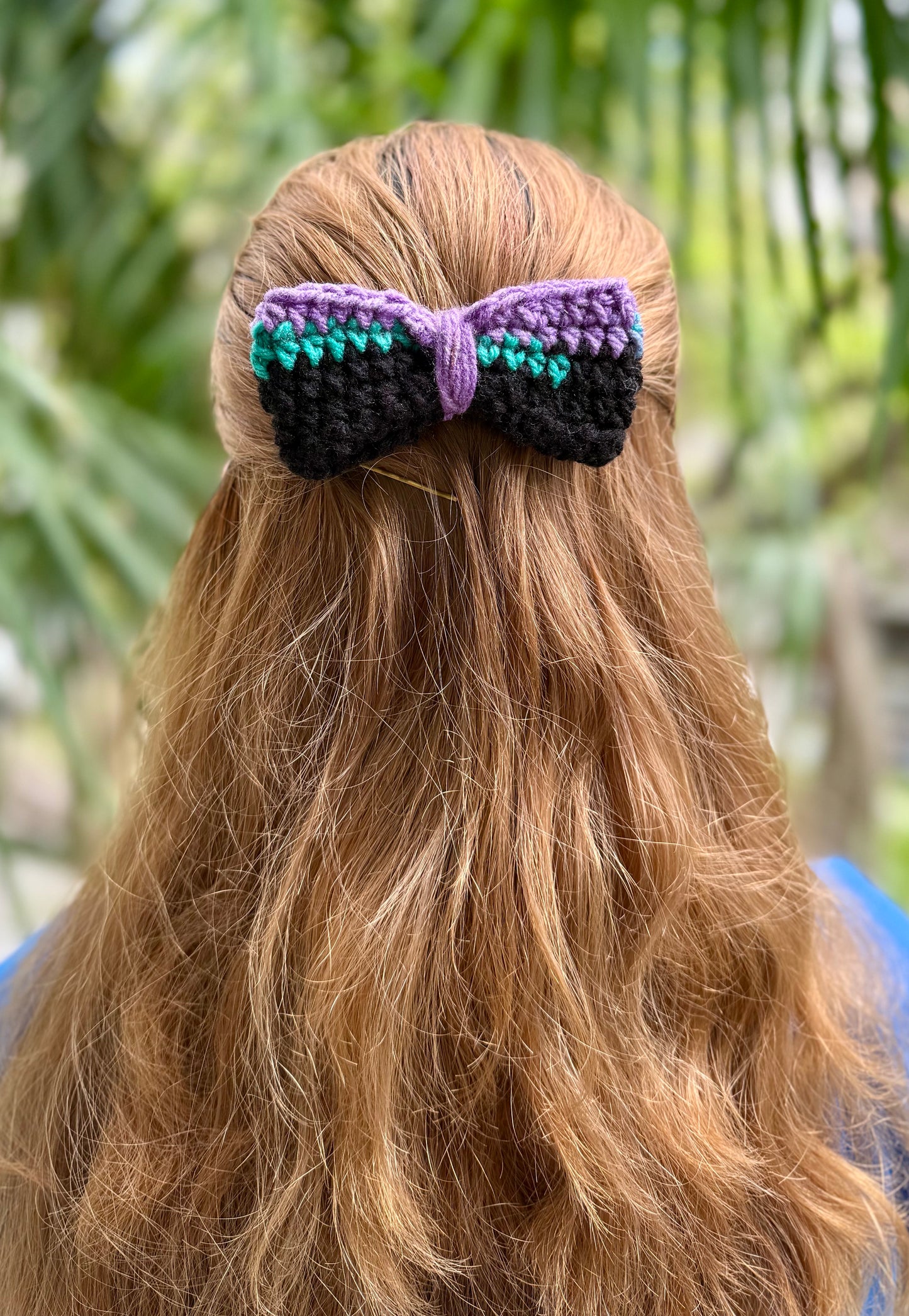 NEMESIA CROCHET BOW