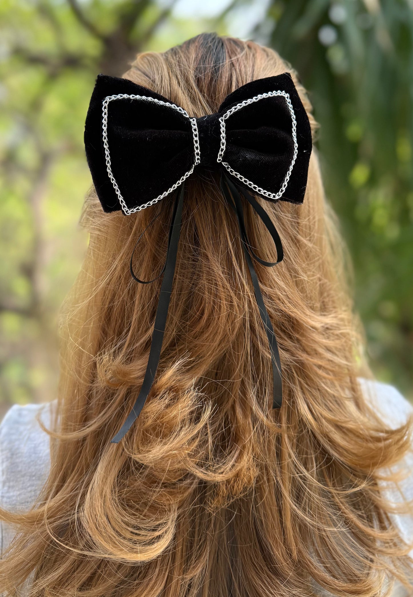 BLACK BEAUTY CLASSIC BOW