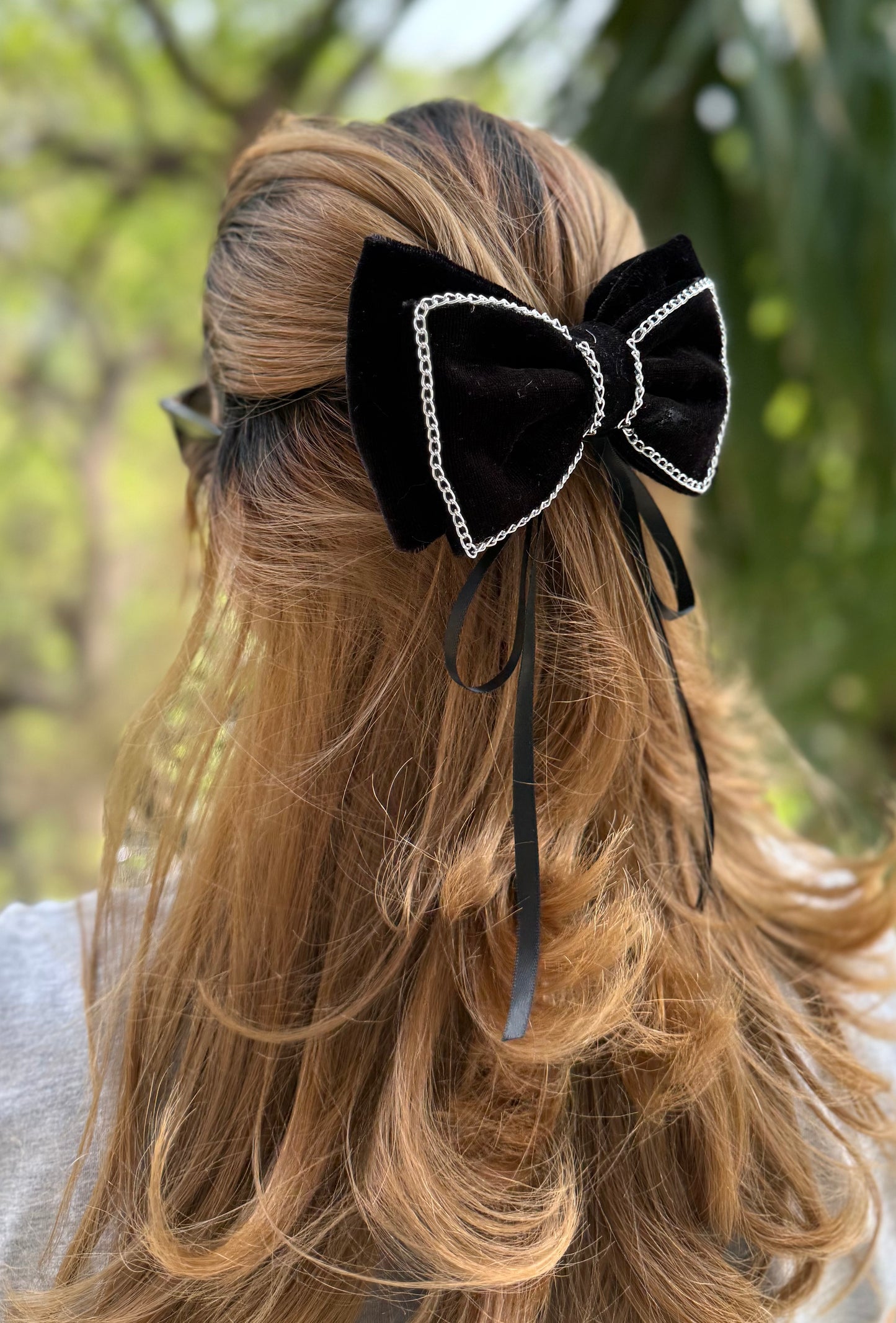 BLACK BEAUTY CLASSIC BOW