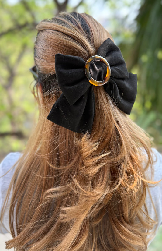 PANSY PIGTAIL BOW