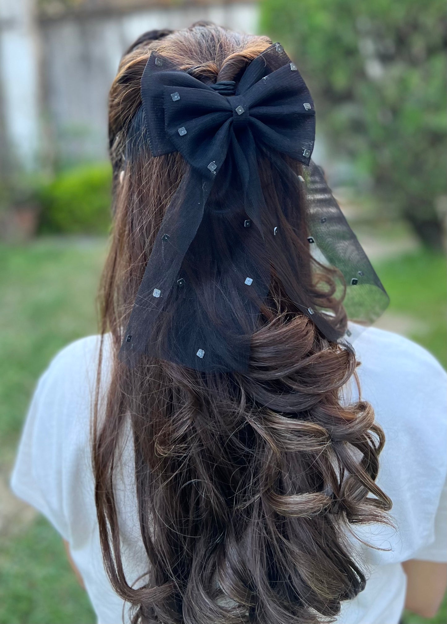 BLACK PEARL PIGTAIL BOW