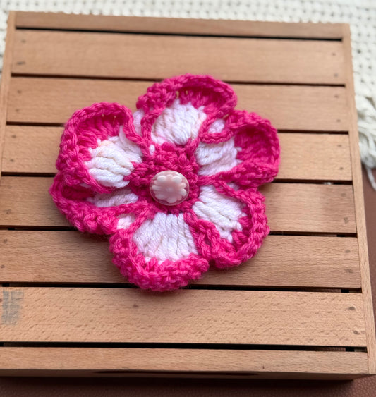 HIBISCUS CROCHET SCRUNCHIE