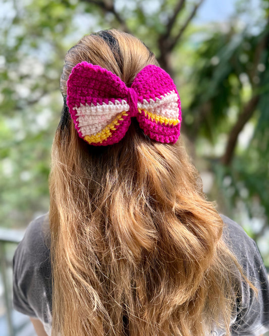 PHLOX CROCHET BOW