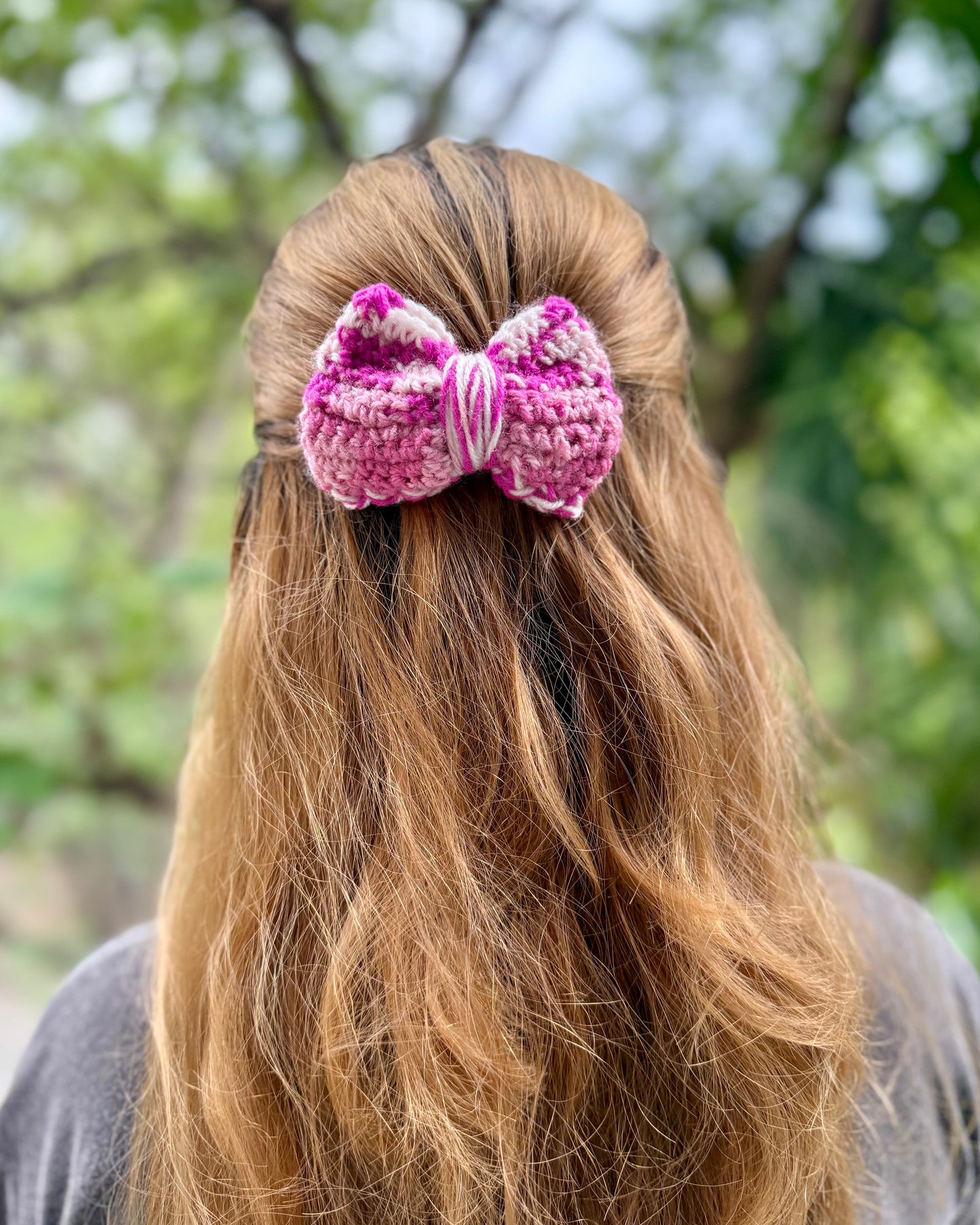 CALENDULA CROCHET BOW