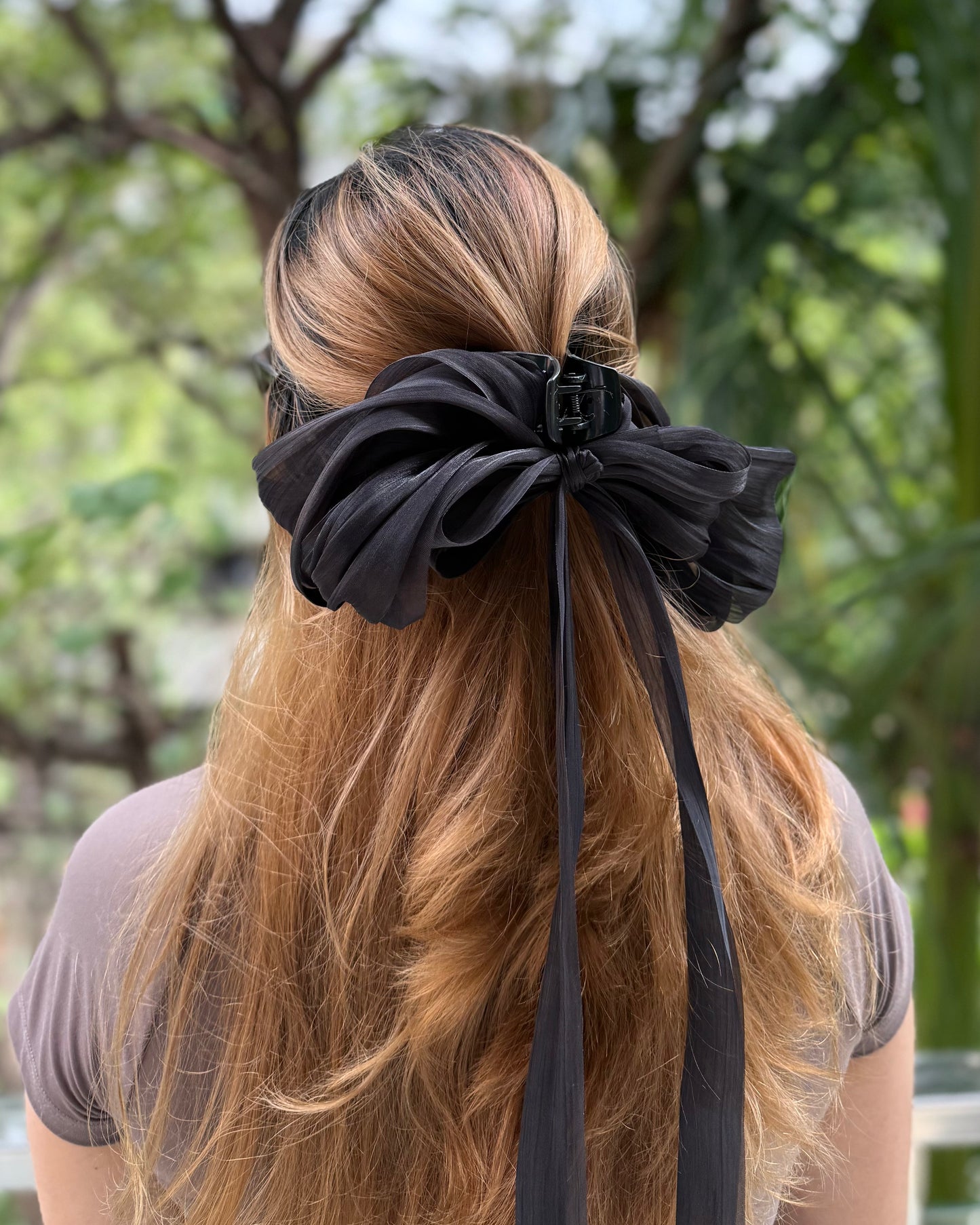 BLACK BUTTERFLY HAIR CLAW