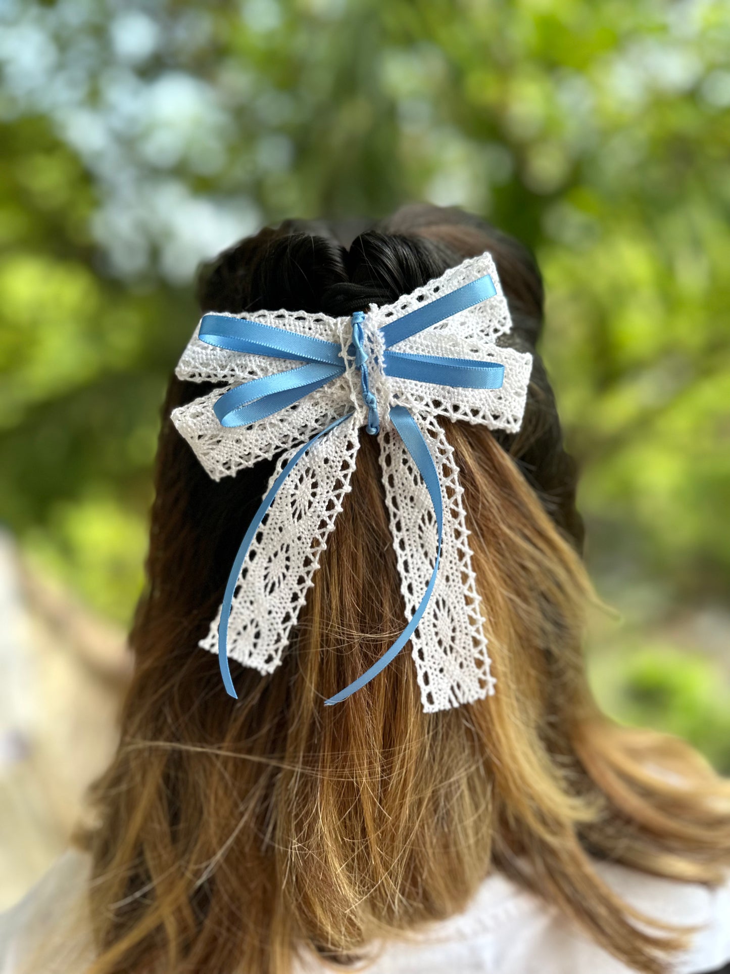 SKY BLUE PIGTAIL BOW