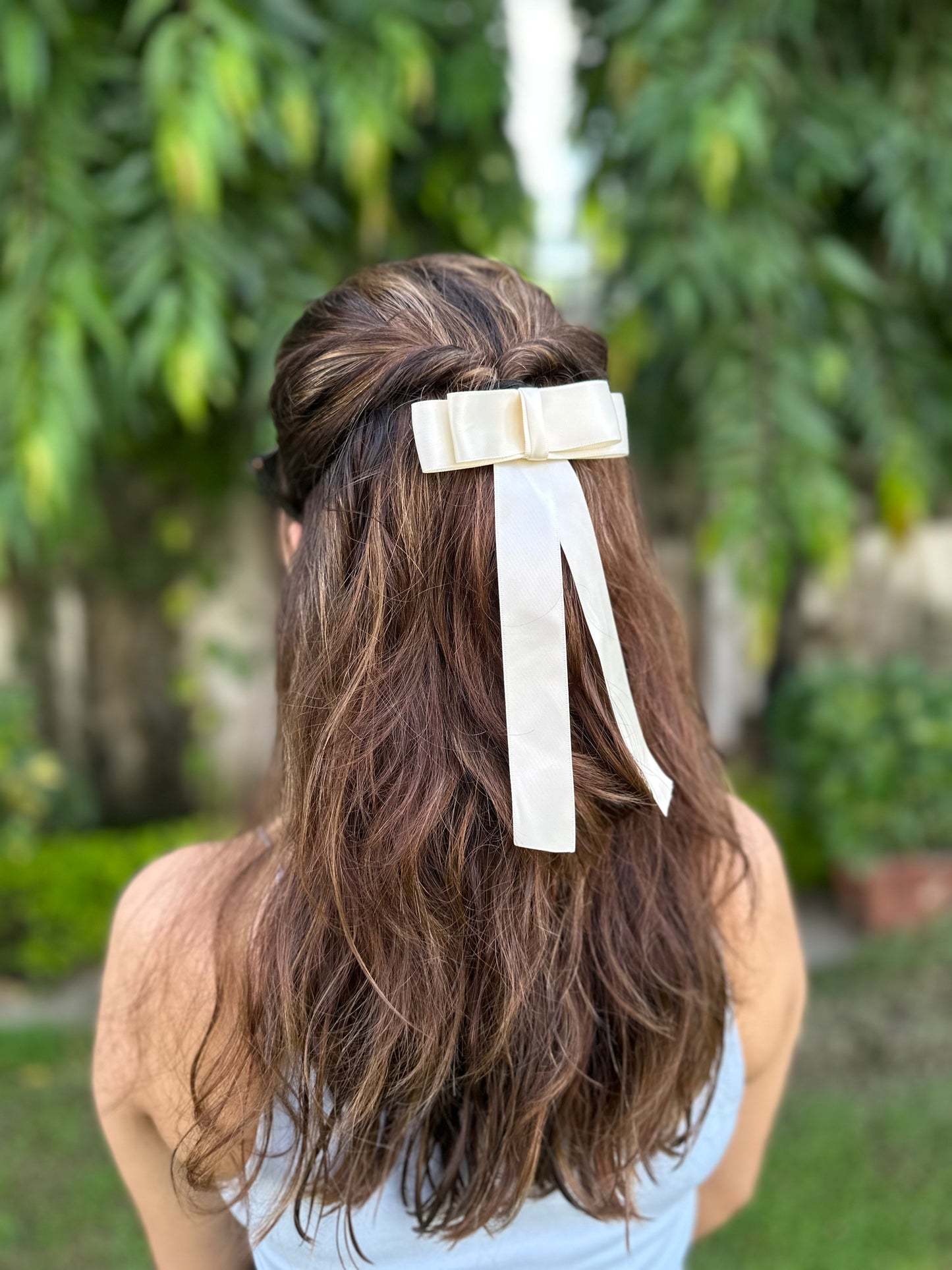 PEONY PIGTAIL BOW