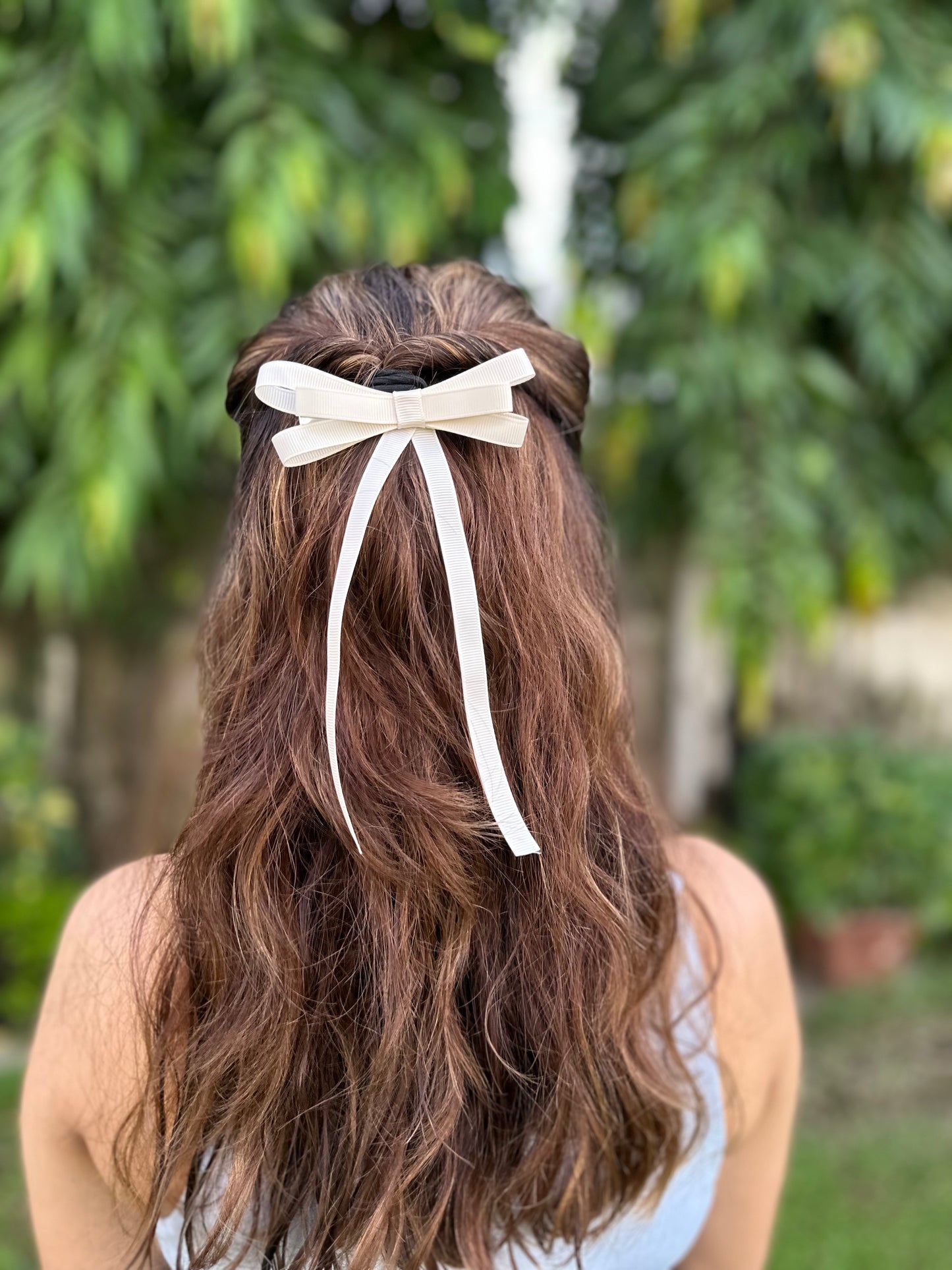 LILY PIGTAIL BOW