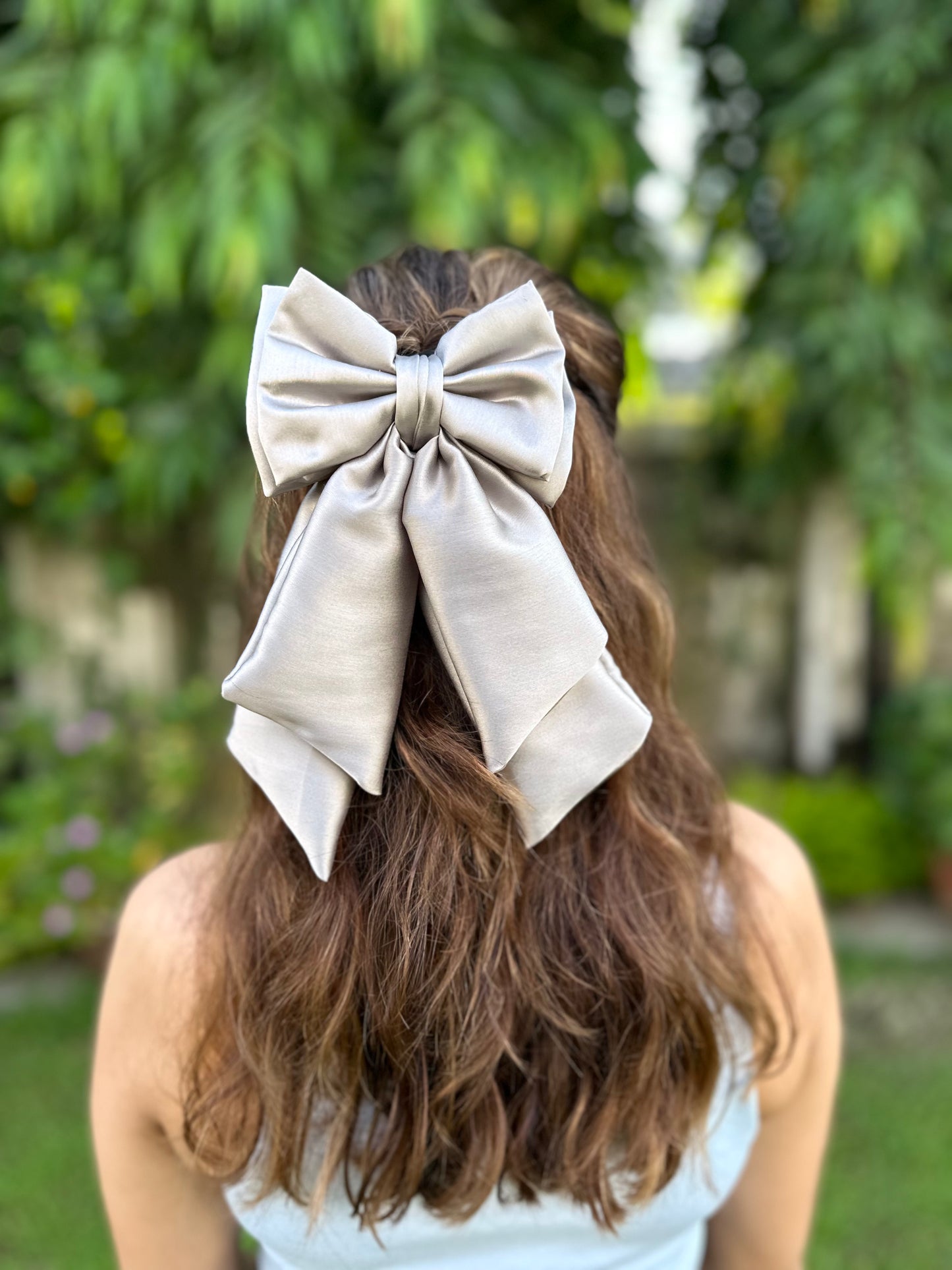 PLATINUM BOW