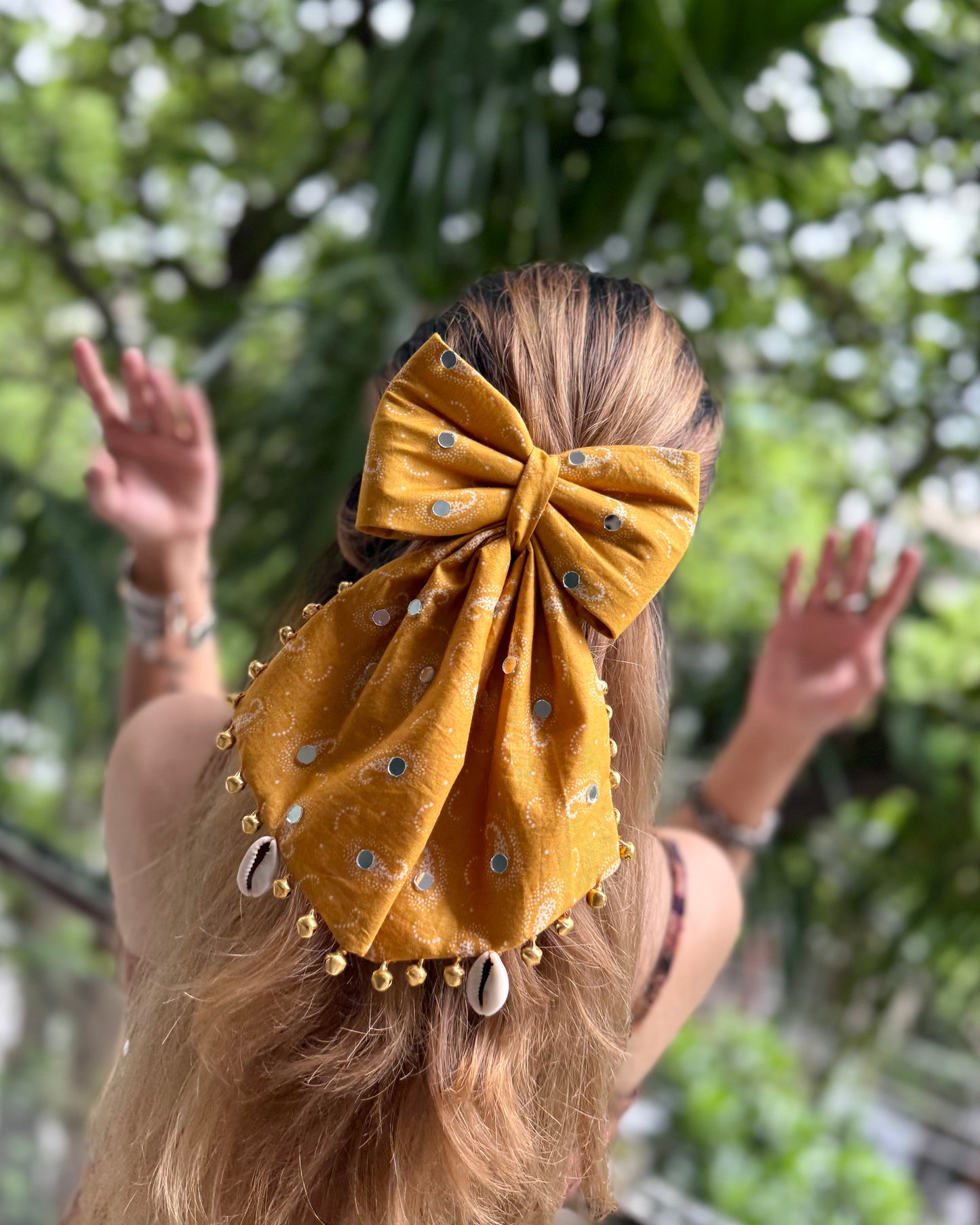RANG PEELA PIGTAIL BOW