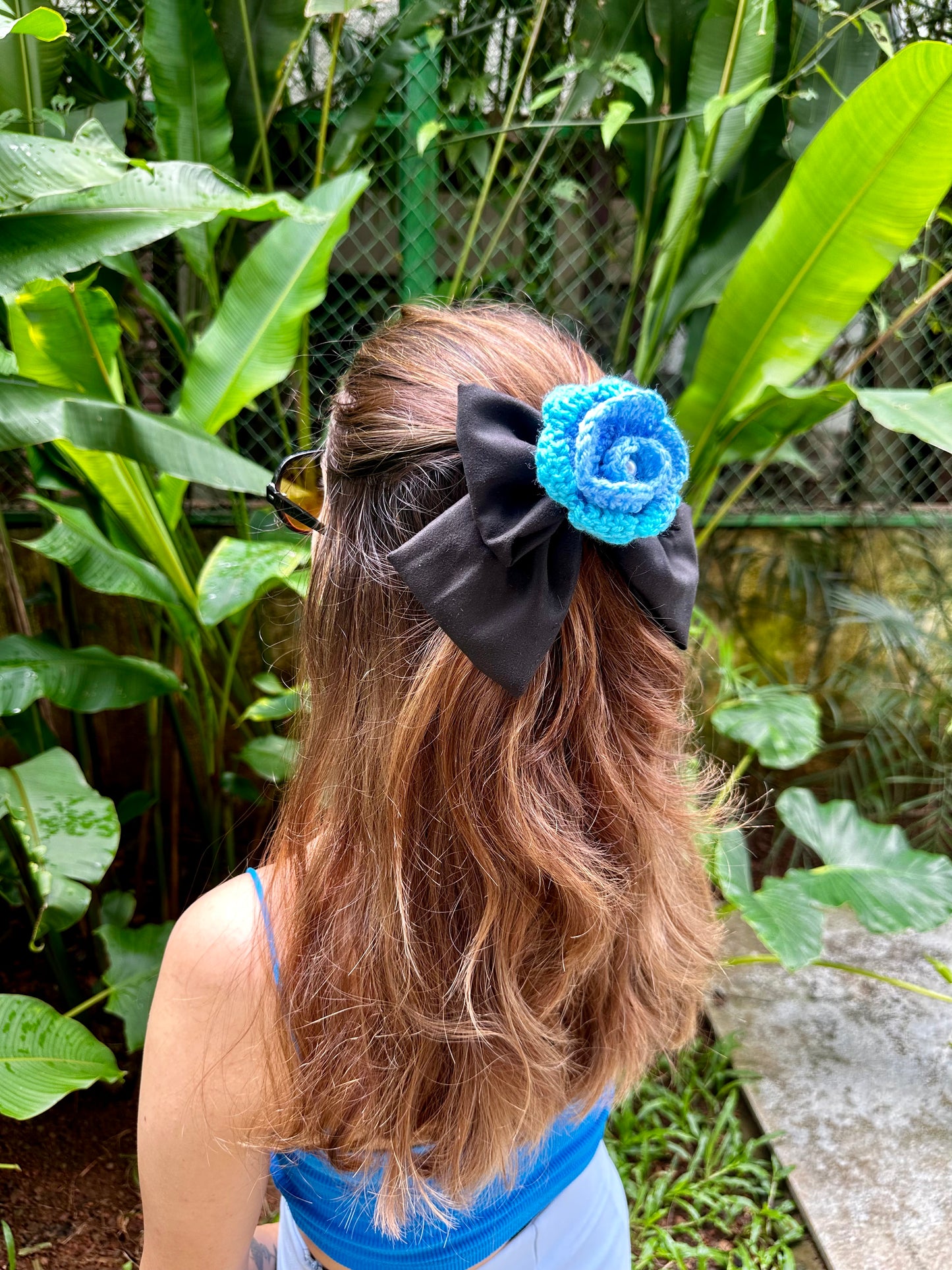 BLUE BELL PIGTAIL BOW