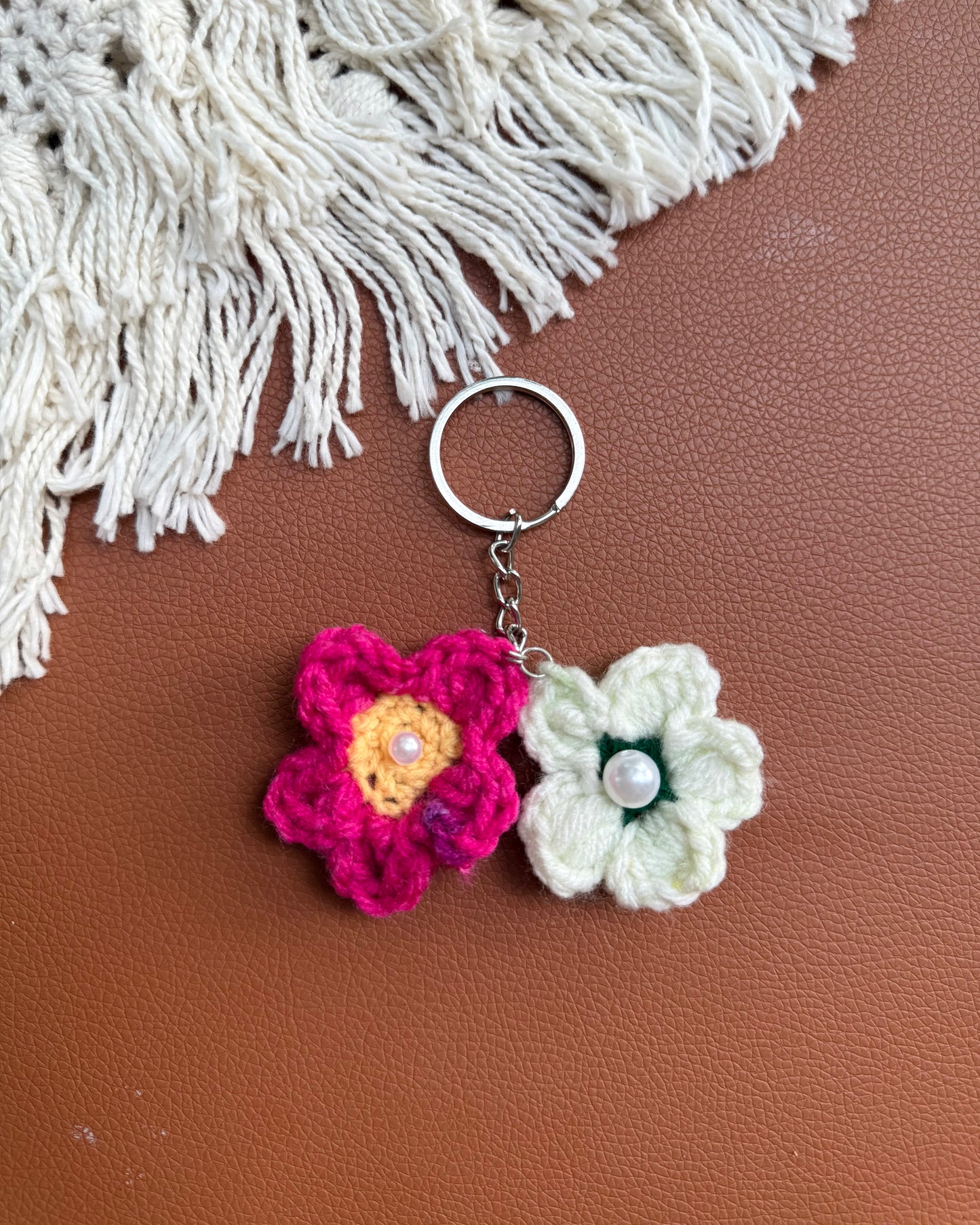 PINK FLOWER KEYCHAIN