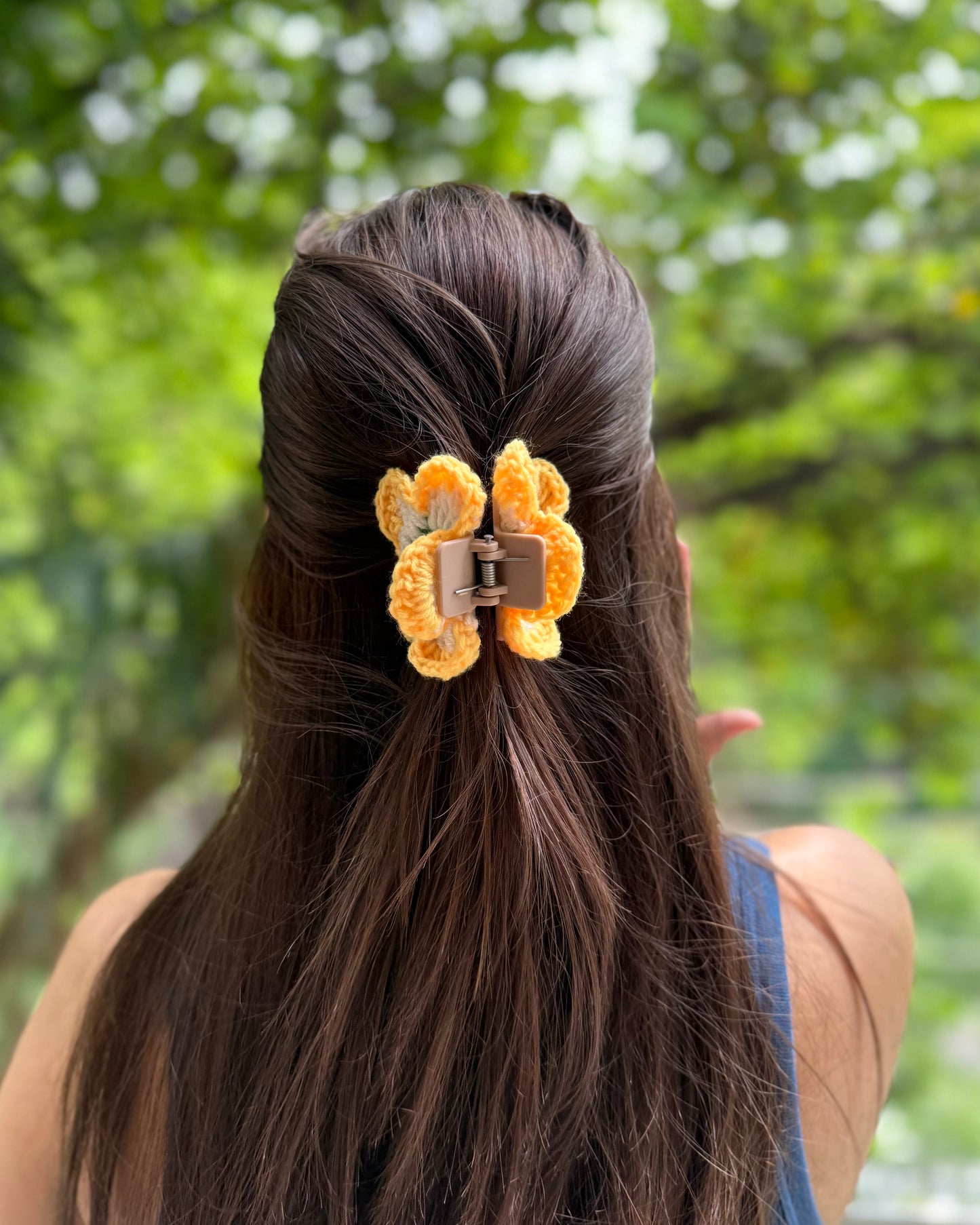 MARIGOLD HAIR CLAW