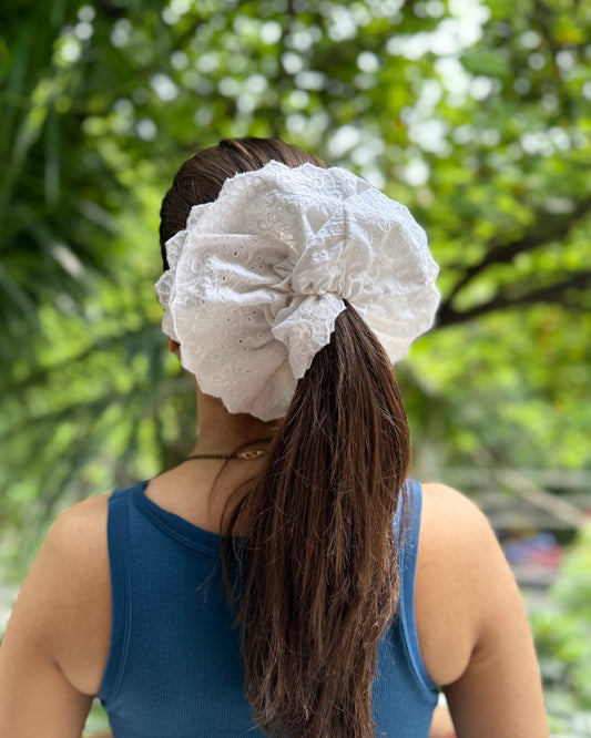 TULIP GIANT SCRUNCHIE
