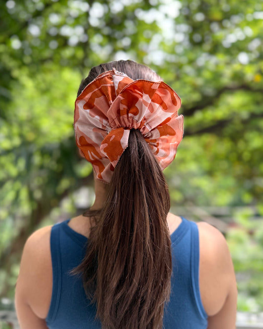 MARIGOLD GIANT SCRUNCHIE