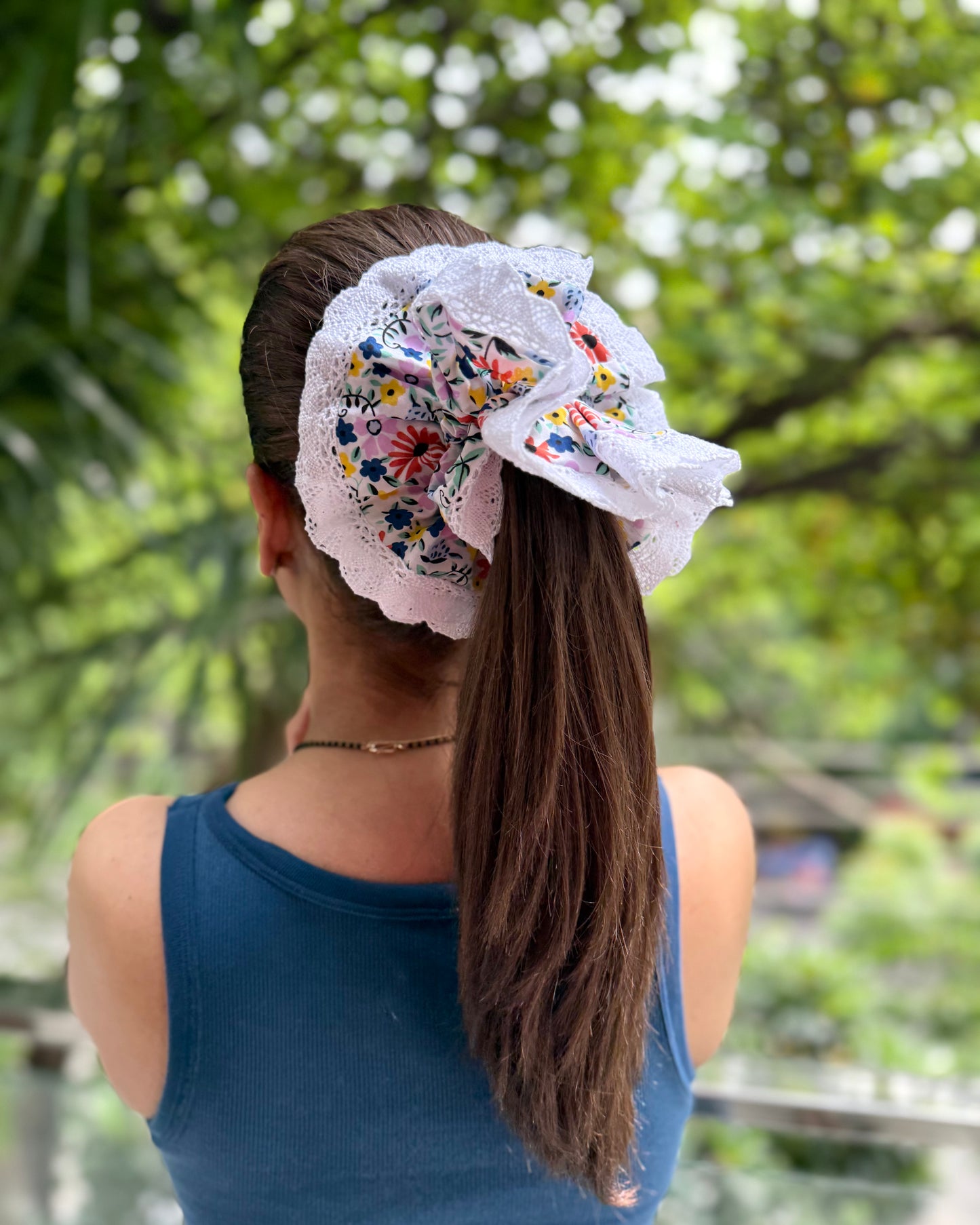 BELLFLOWER GIANT SCRUNCHIE