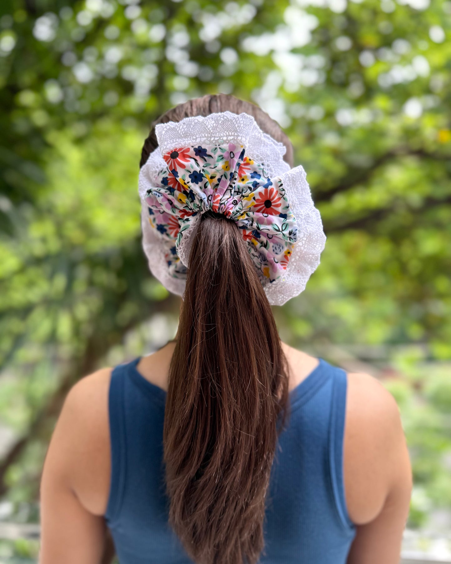 BELLFLOWER GIANT SCRUNCHIE