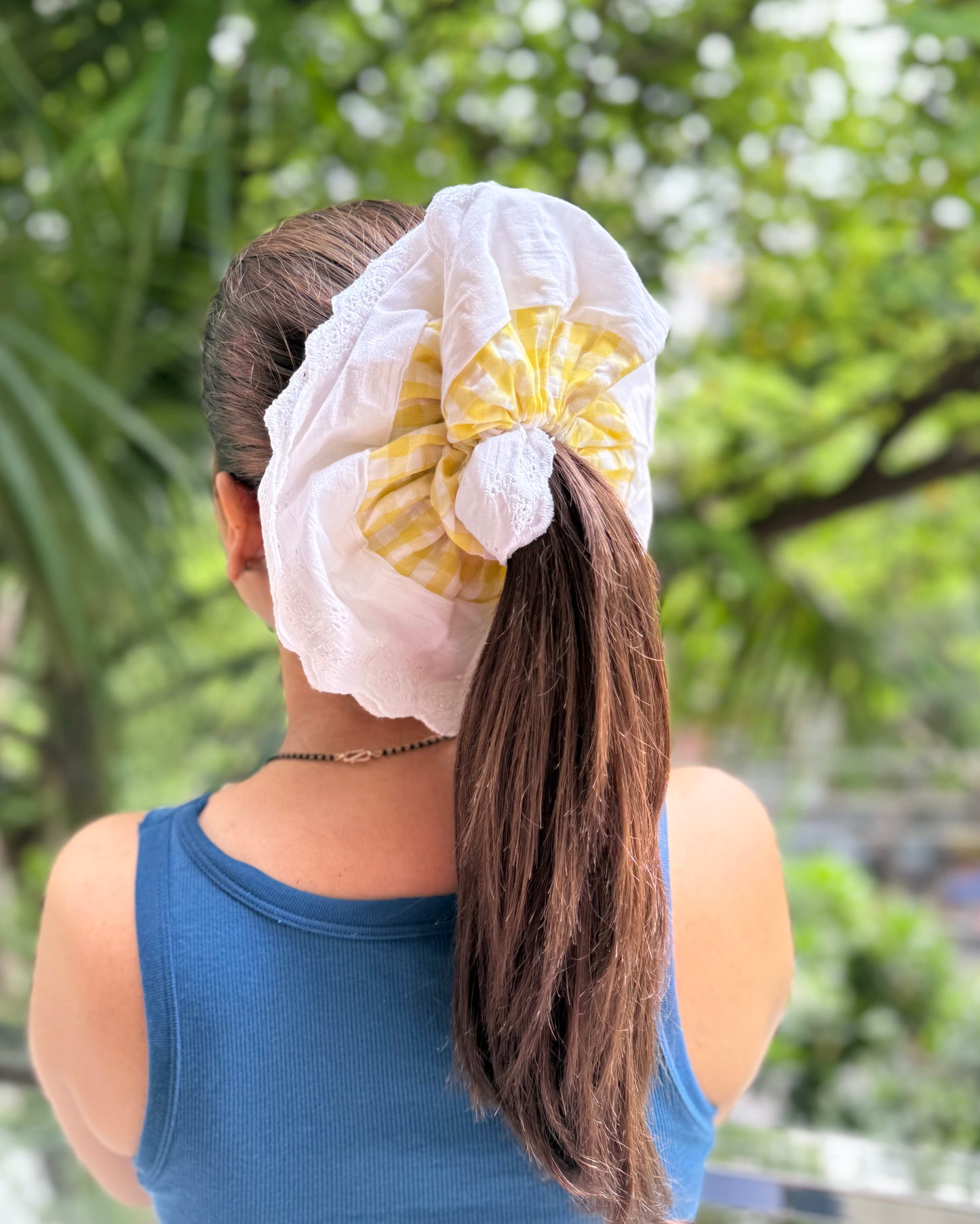 SUNFLOWER GIANT SCRUNCHIE