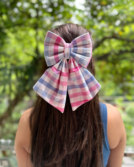 BUBBLEGUM PIGTAIL BOW
