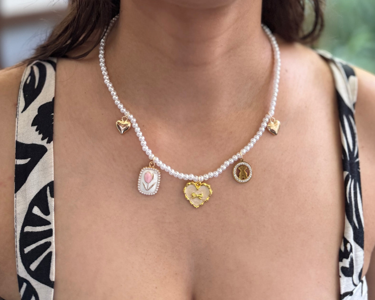 GOLDEN HEART CHRAM NECKLACE