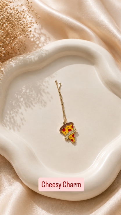 PIZZA DATE CHARM HAIR CLIP