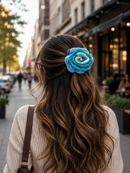 SEA MIST CROCHET BOW