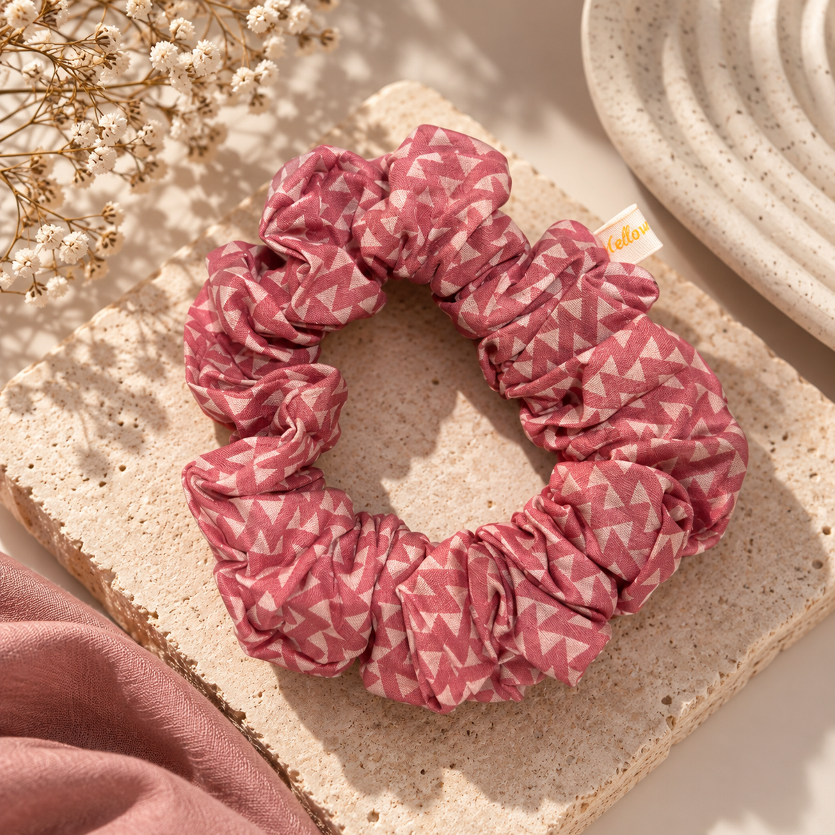 SUGAR BLUSH SCRUNCHIE