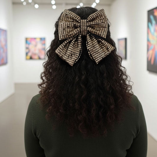 GOLDEN BEAUTY PIGTAIL BOW