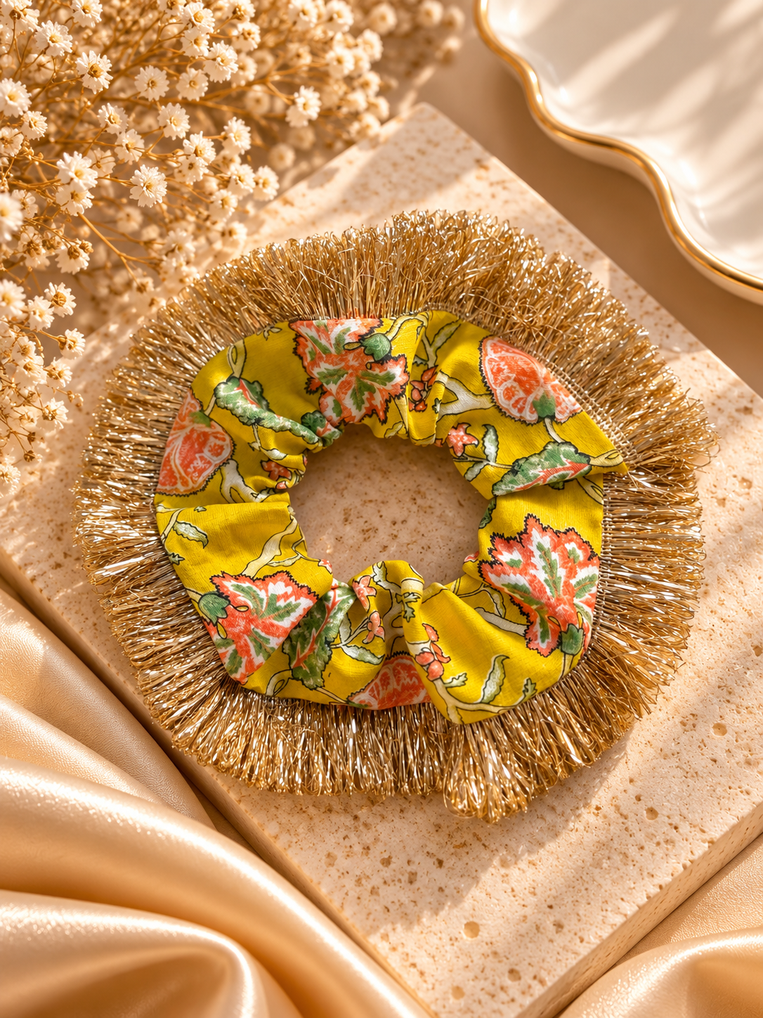 HONEY GLOW GIANT SCRUNCHIE