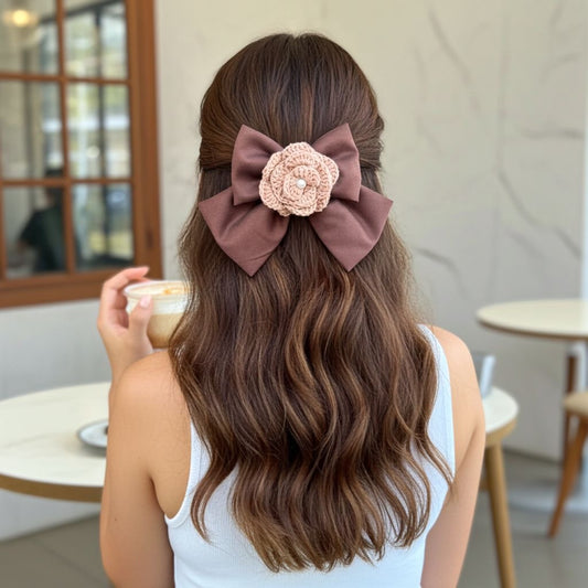 MAPLE PIGTAIL BOW
